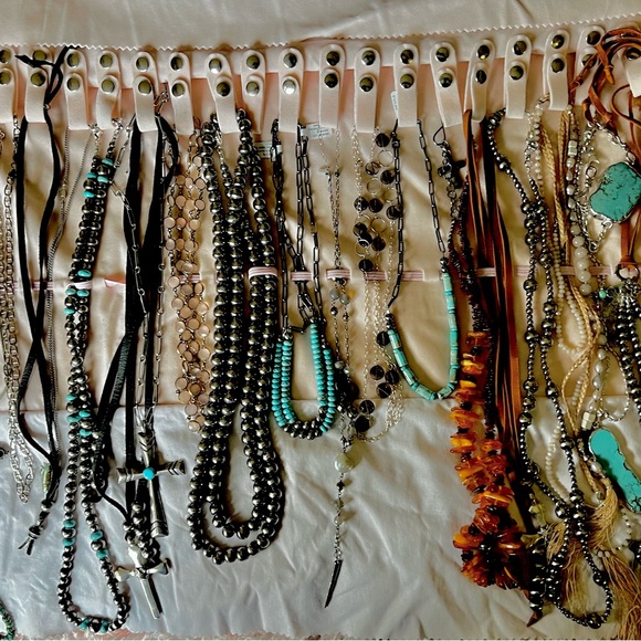 Show? I can deliver if you like & tell me what you want, ♥️ for notification - Picture 5 of 8